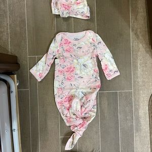 Floral knotted gown with bow